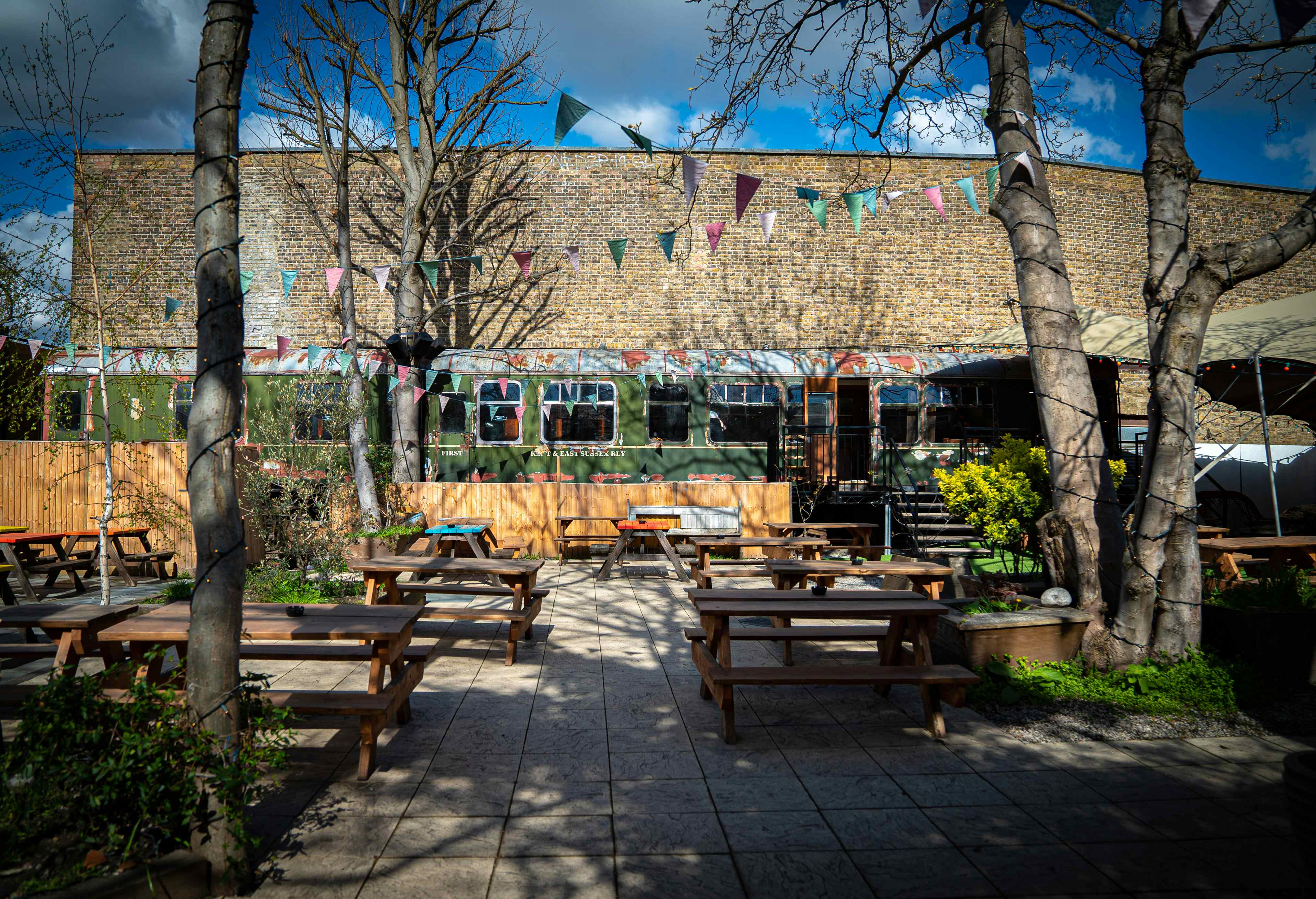 The Fox and Firkin  5