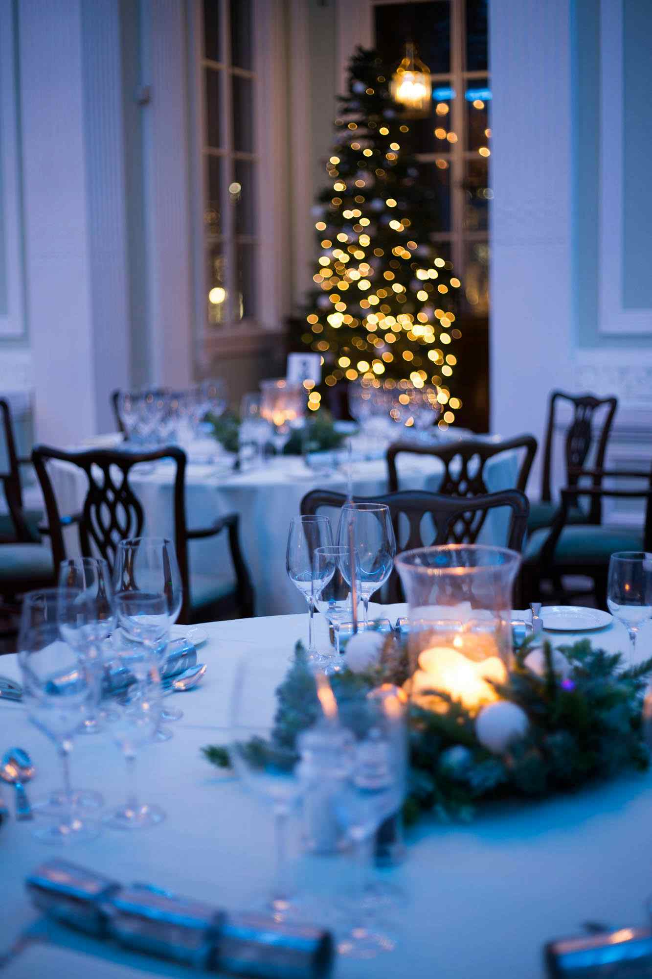 Christmas at {10-11} Carlton House Terrace 2