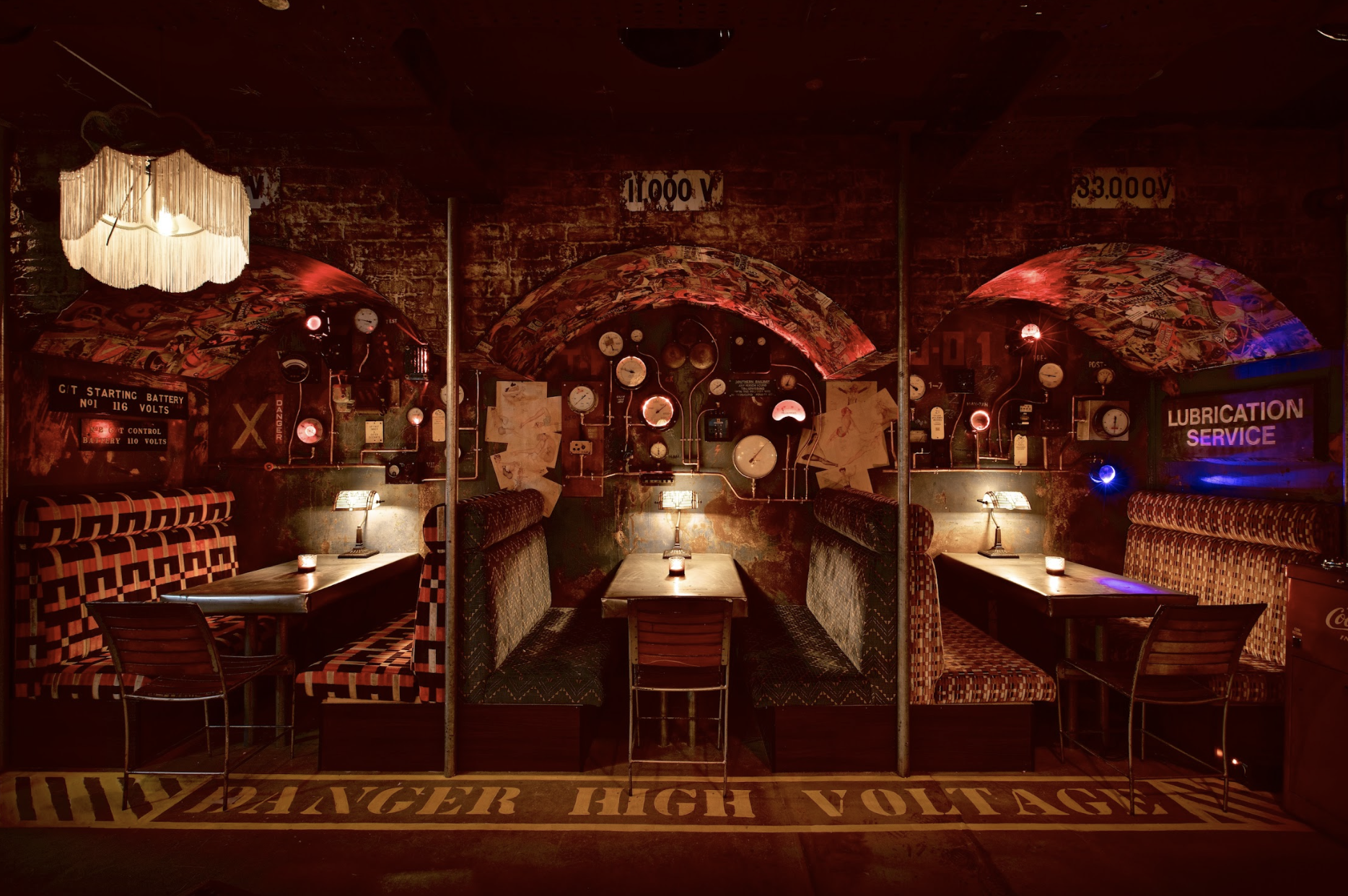 Ticket Hall & Southbound Platform 6