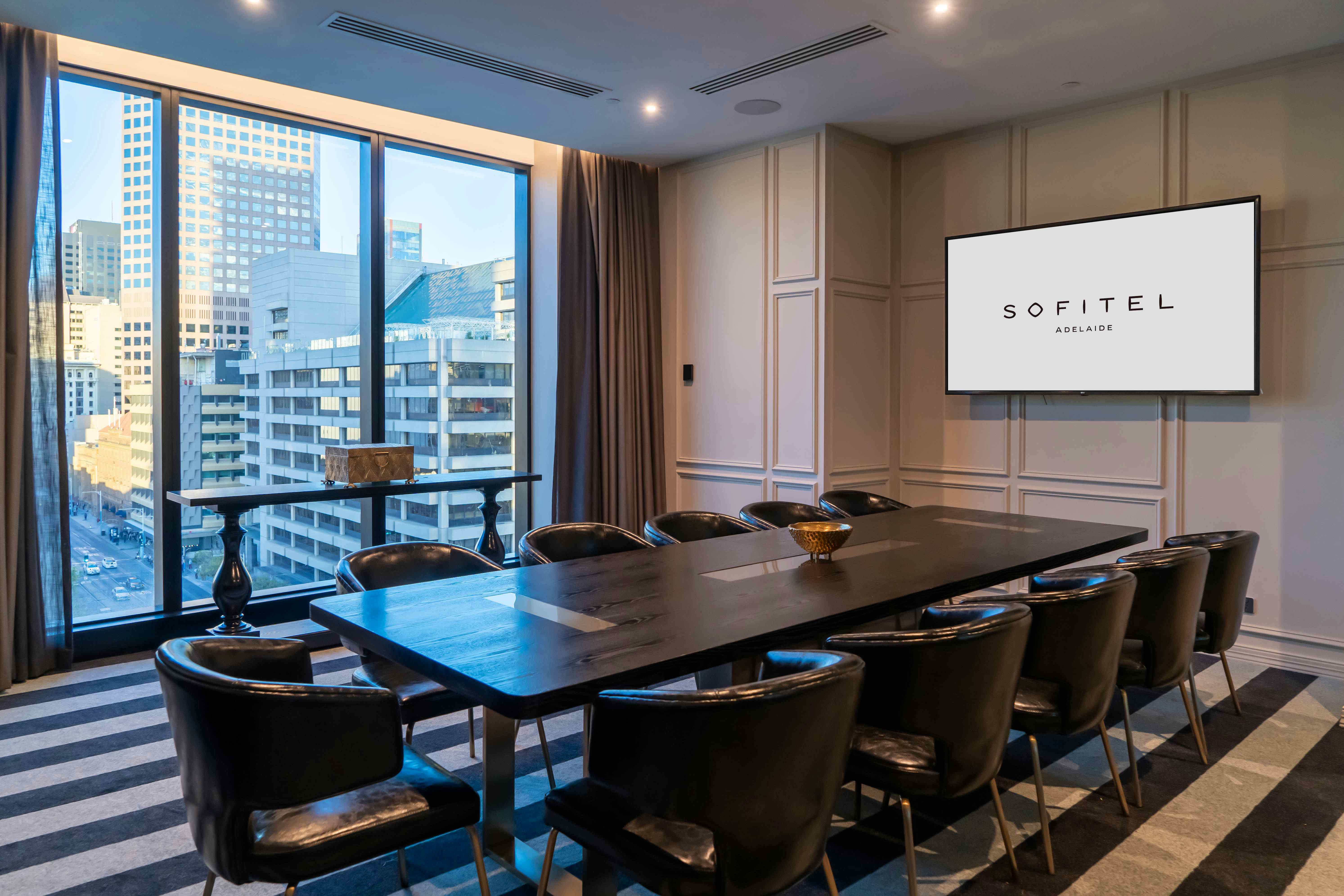 Executive Boardroom 0