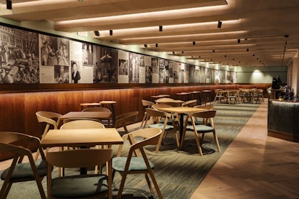 The 1911 - Meeting Space 7
