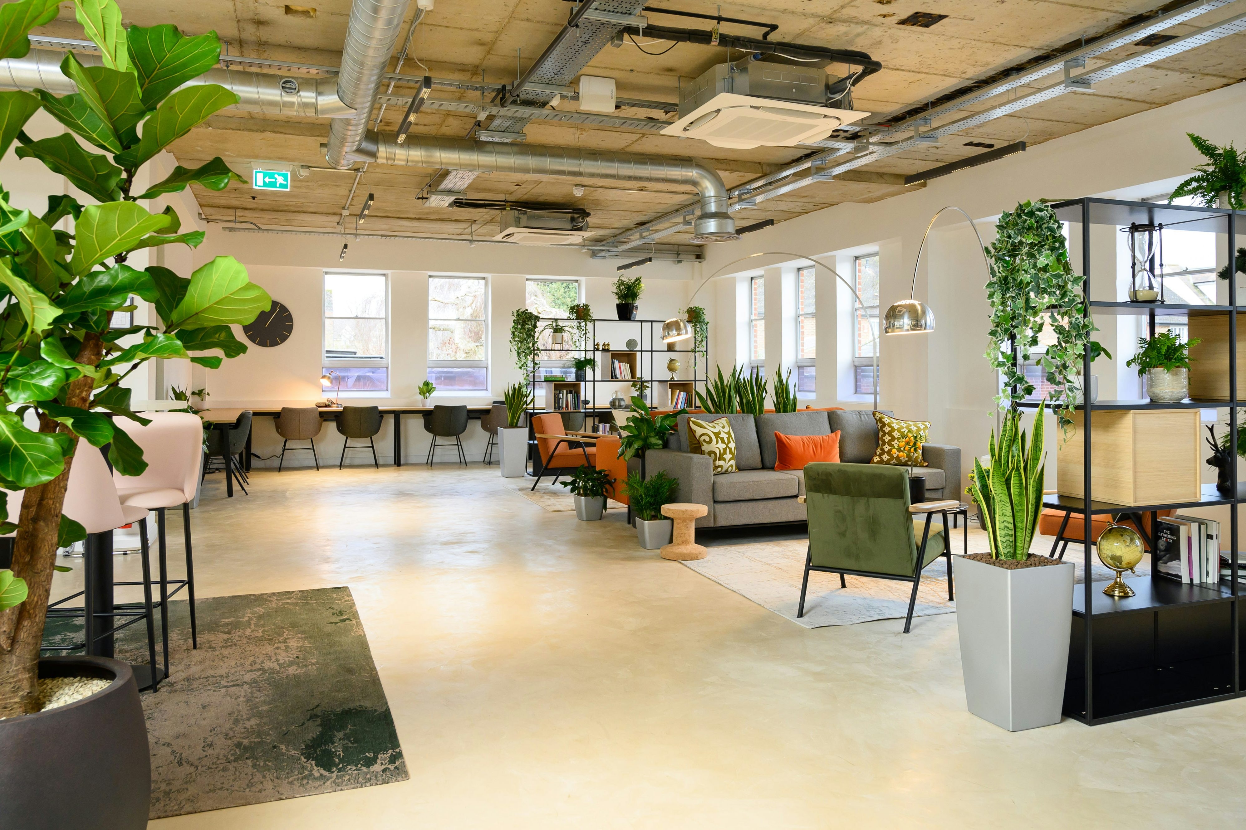 The Members Lounge 1