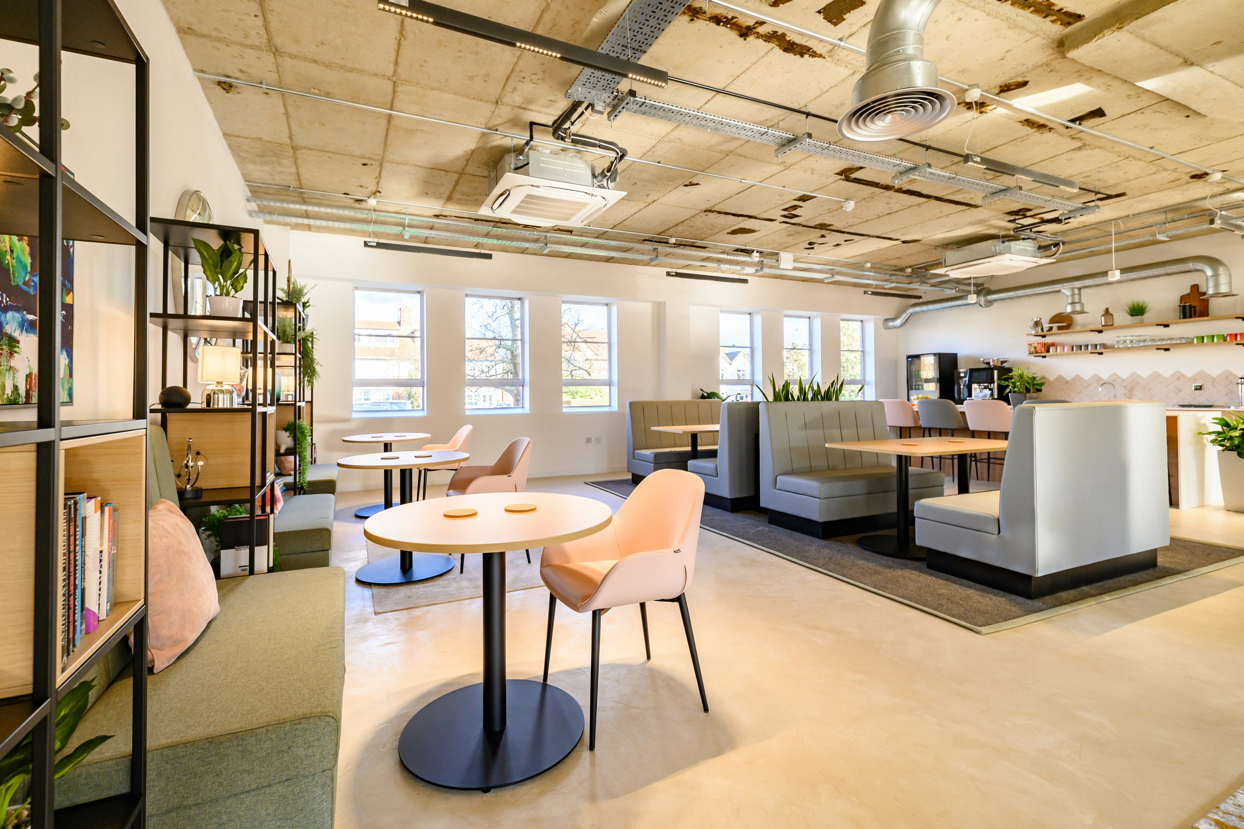 The Members Lounge 8