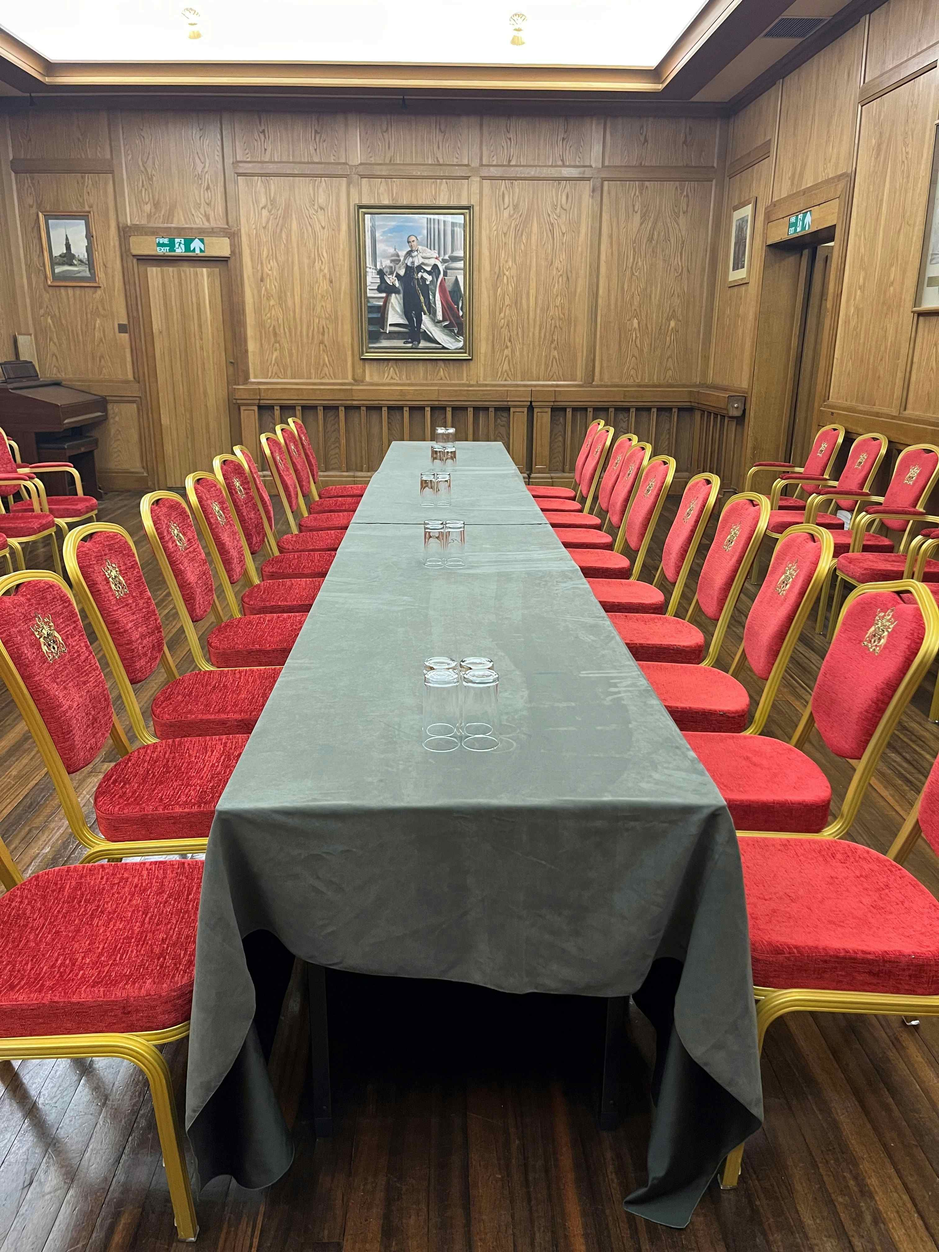 The Court Room 4