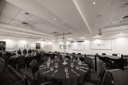 Arcadia Room 2