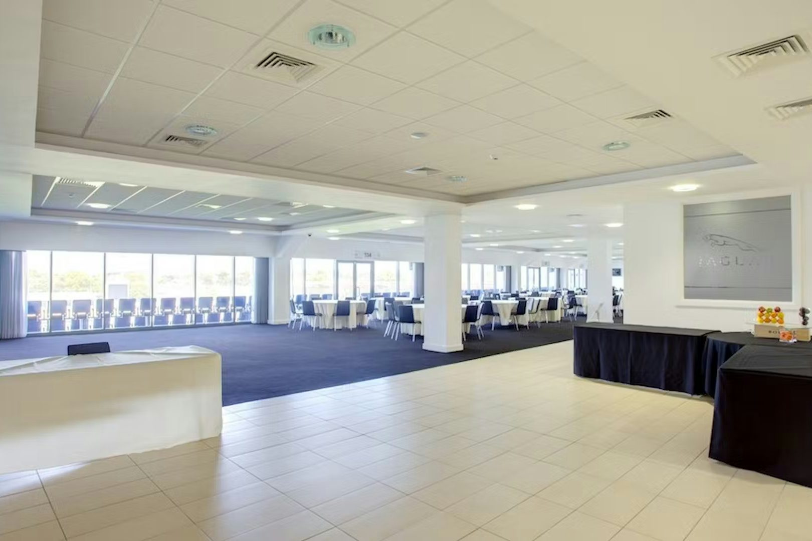 Warwickshire Suite 1