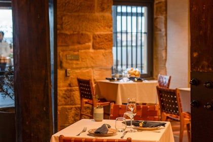Jimmy’s Kitchen Bay εννέα 3