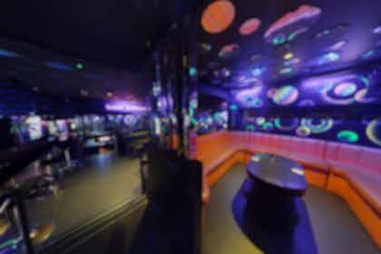 Ballie Ballerson : The VIP Lounge 3D tour