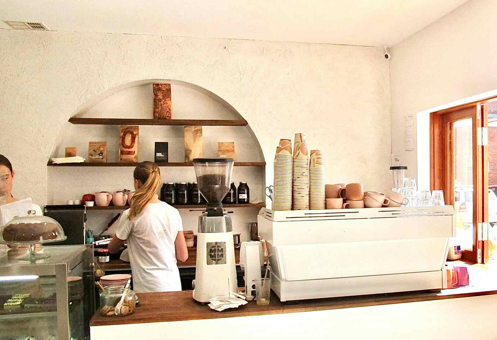 Front Coutyard / Patio 2