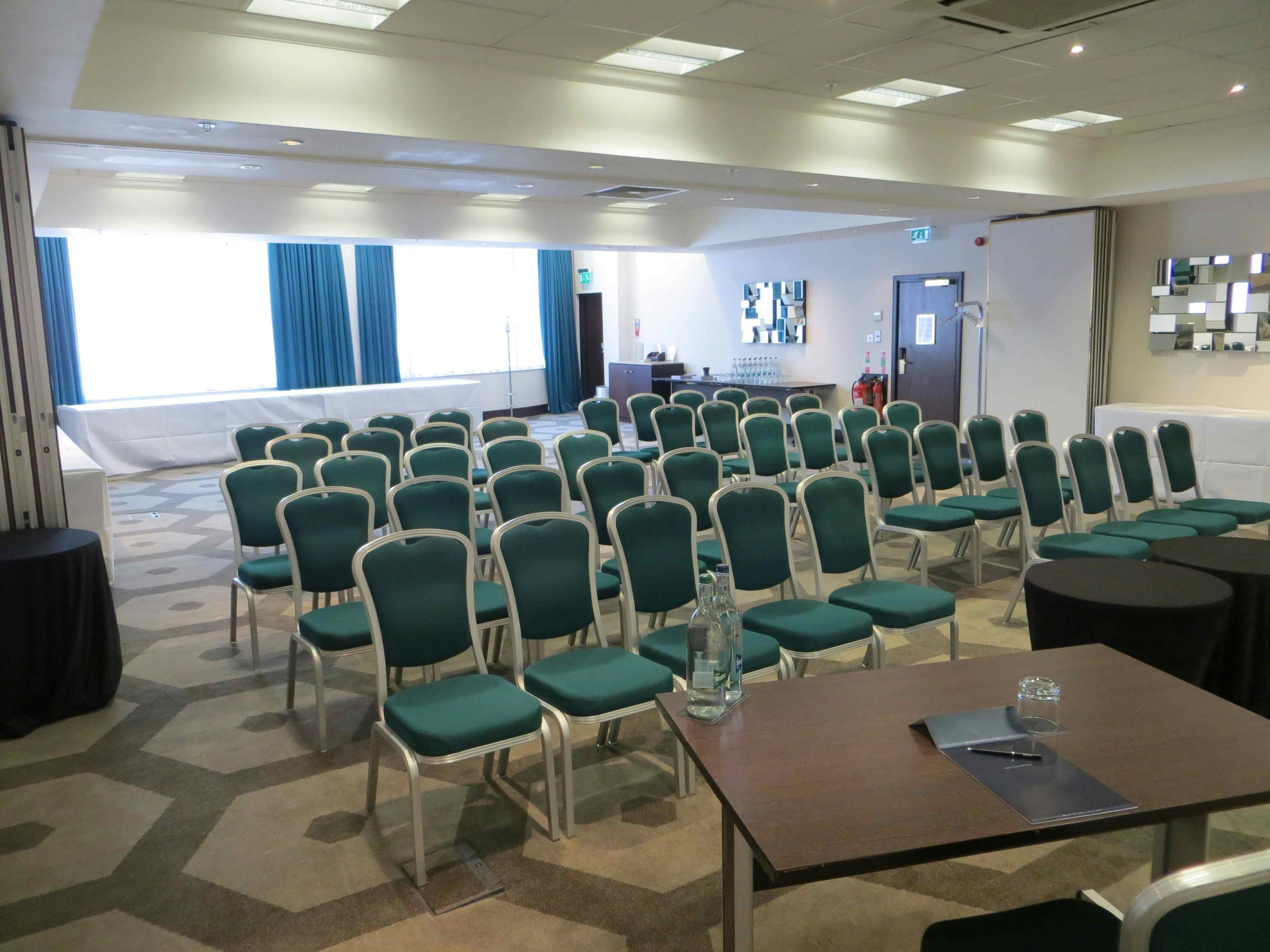 Bedford/London Rooms 0