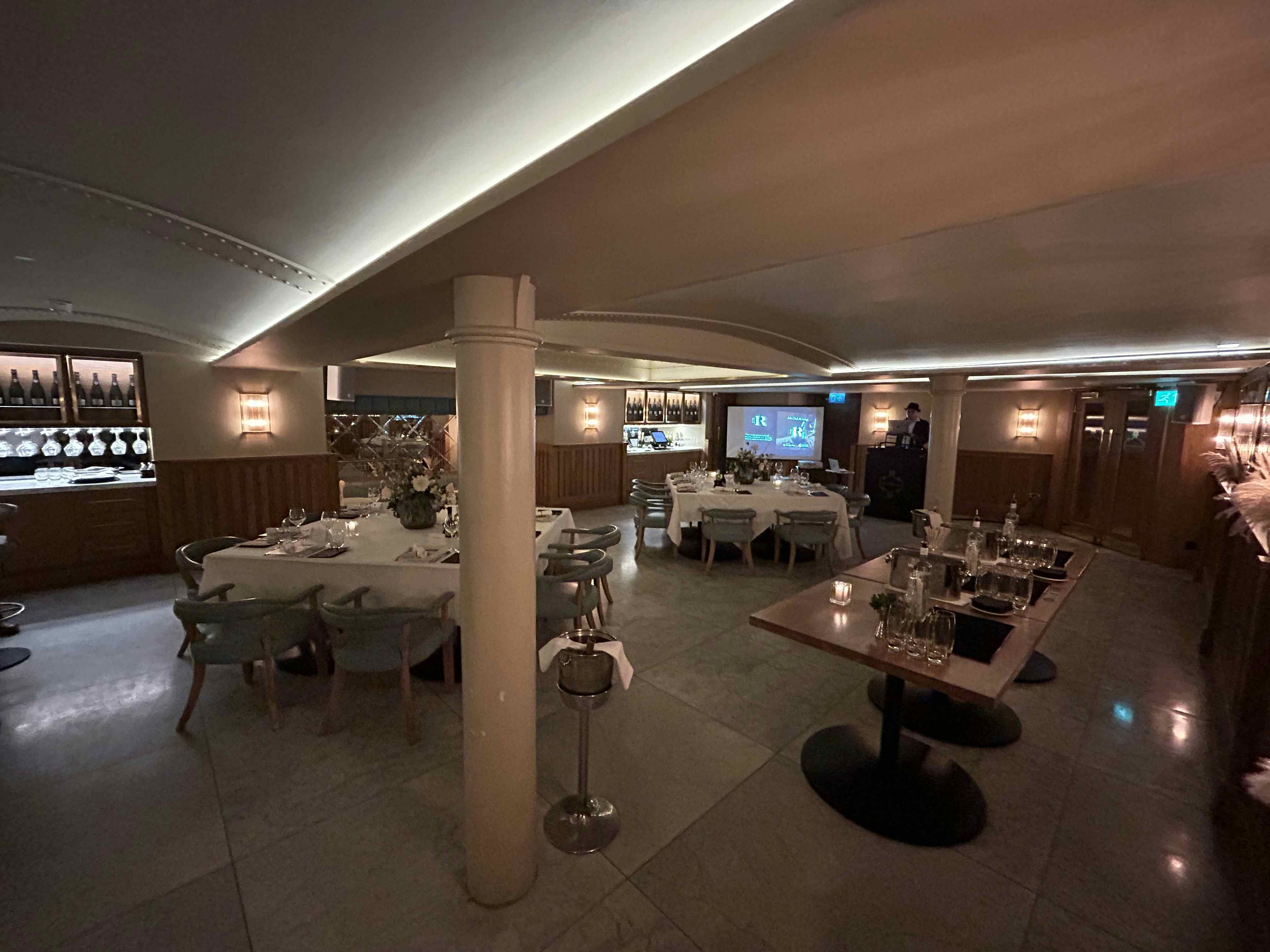 Full Exclusive Hire 7