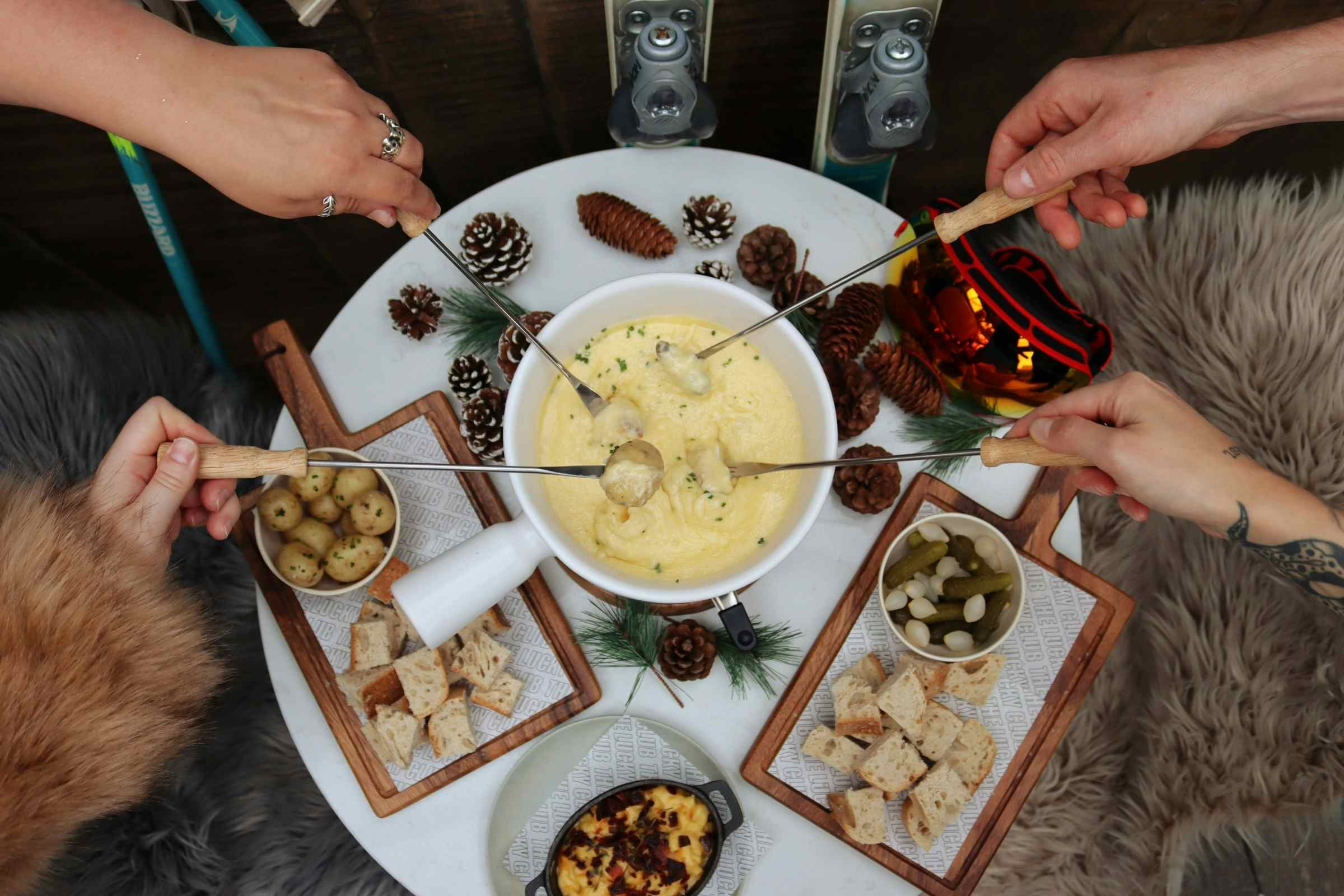 The Lucky Club Cabin  4