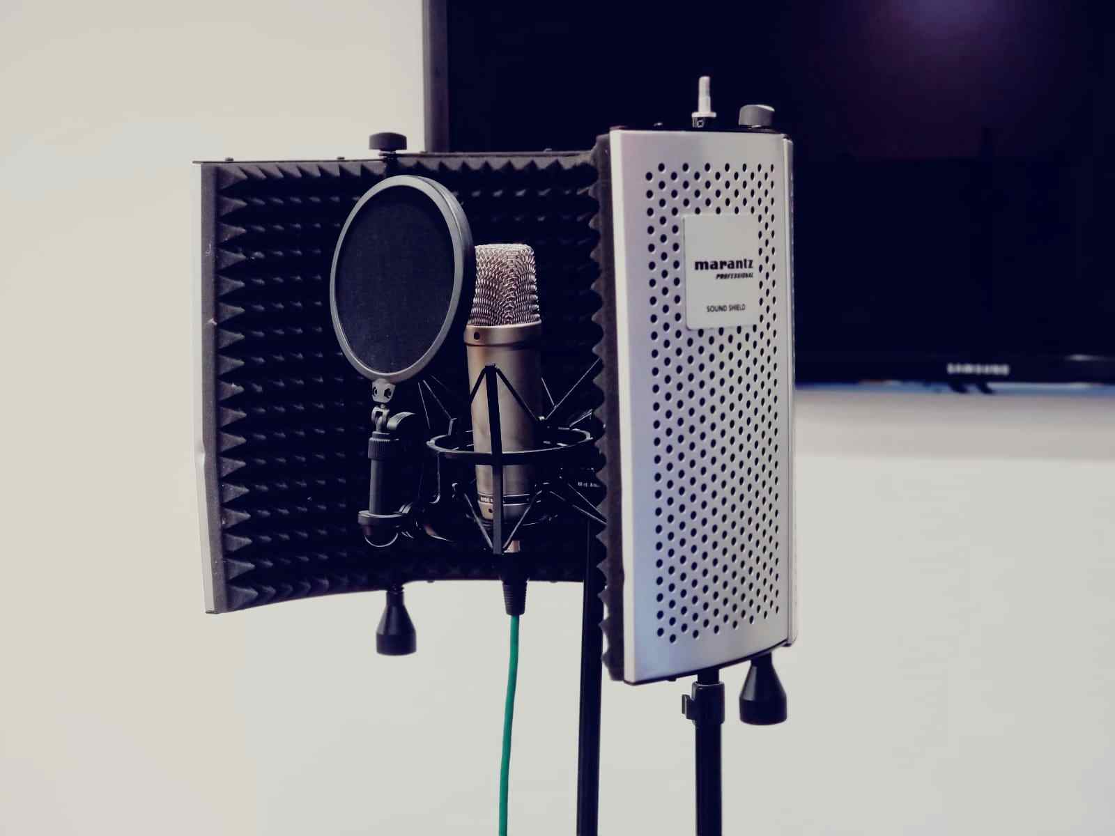 TV Studio / Photographic Studio (1000 Sq.ft) 9