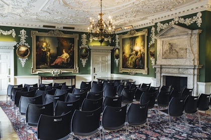 The Court Room 5