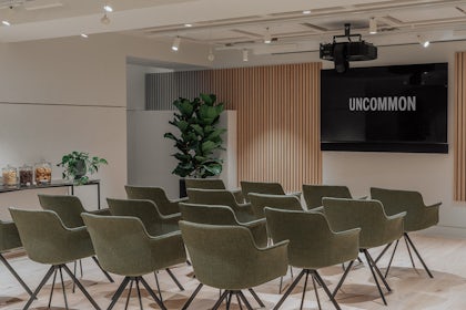 Meeting Room 1 2