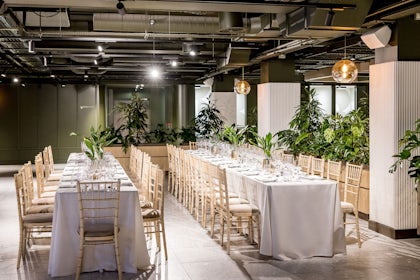 Cafe Lounge at Uncommon Holborn 5