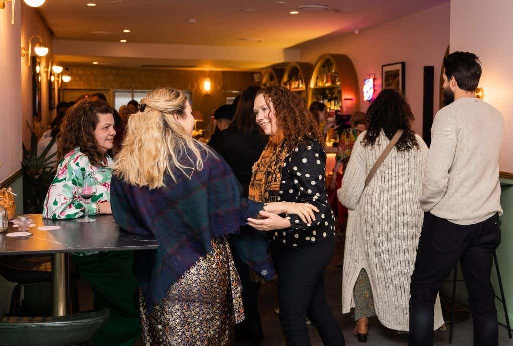 Marilyn's Bar and Diner 4