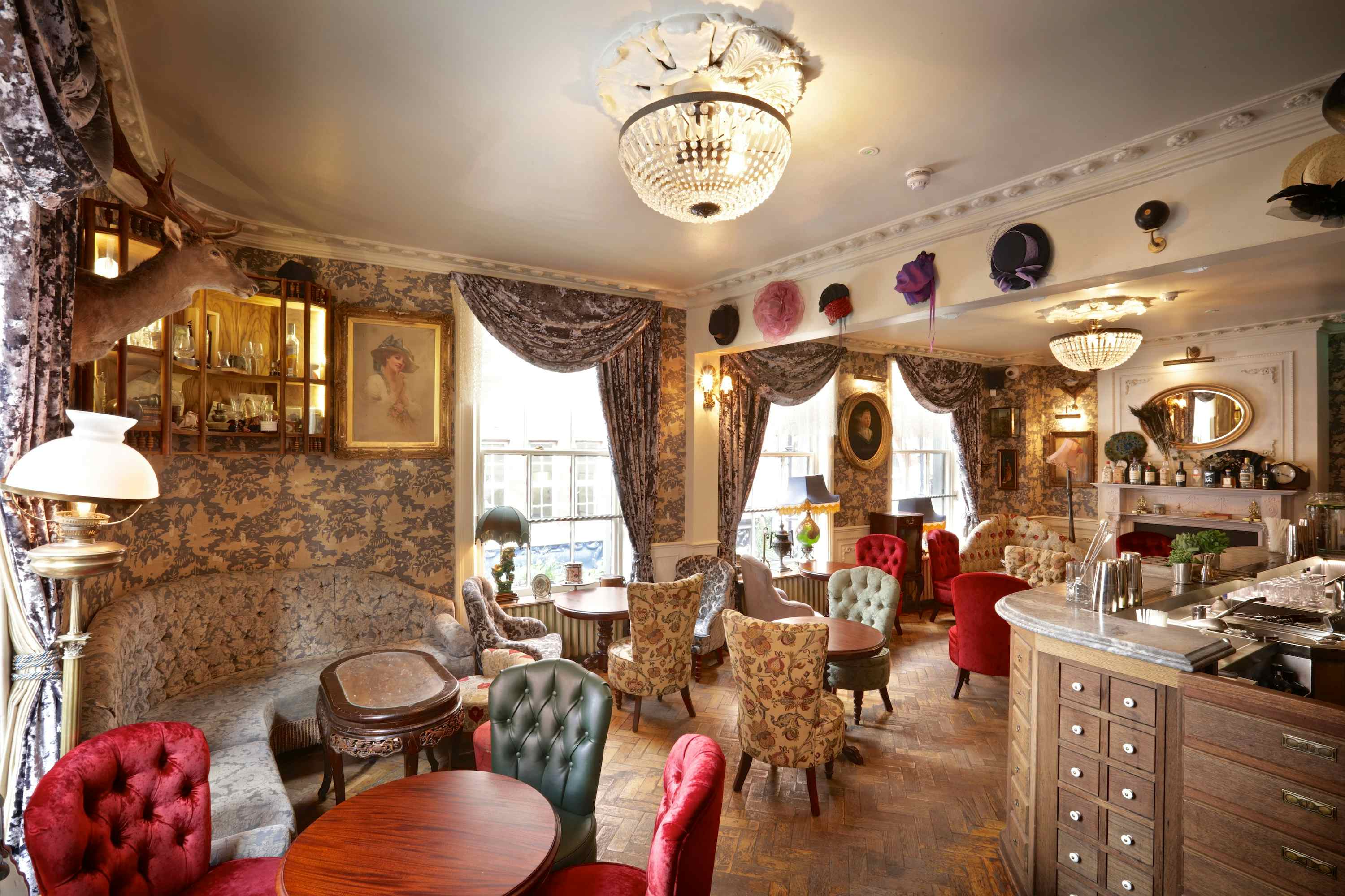 Mr Fogg's Tavern and Gin Parlour 7