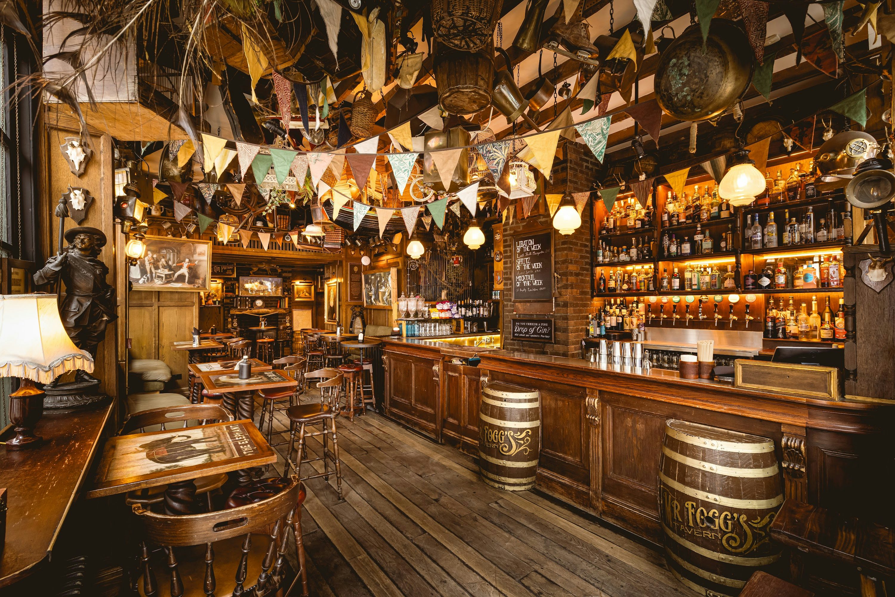Mr Fogg's Tavern and Gin Parlour 1