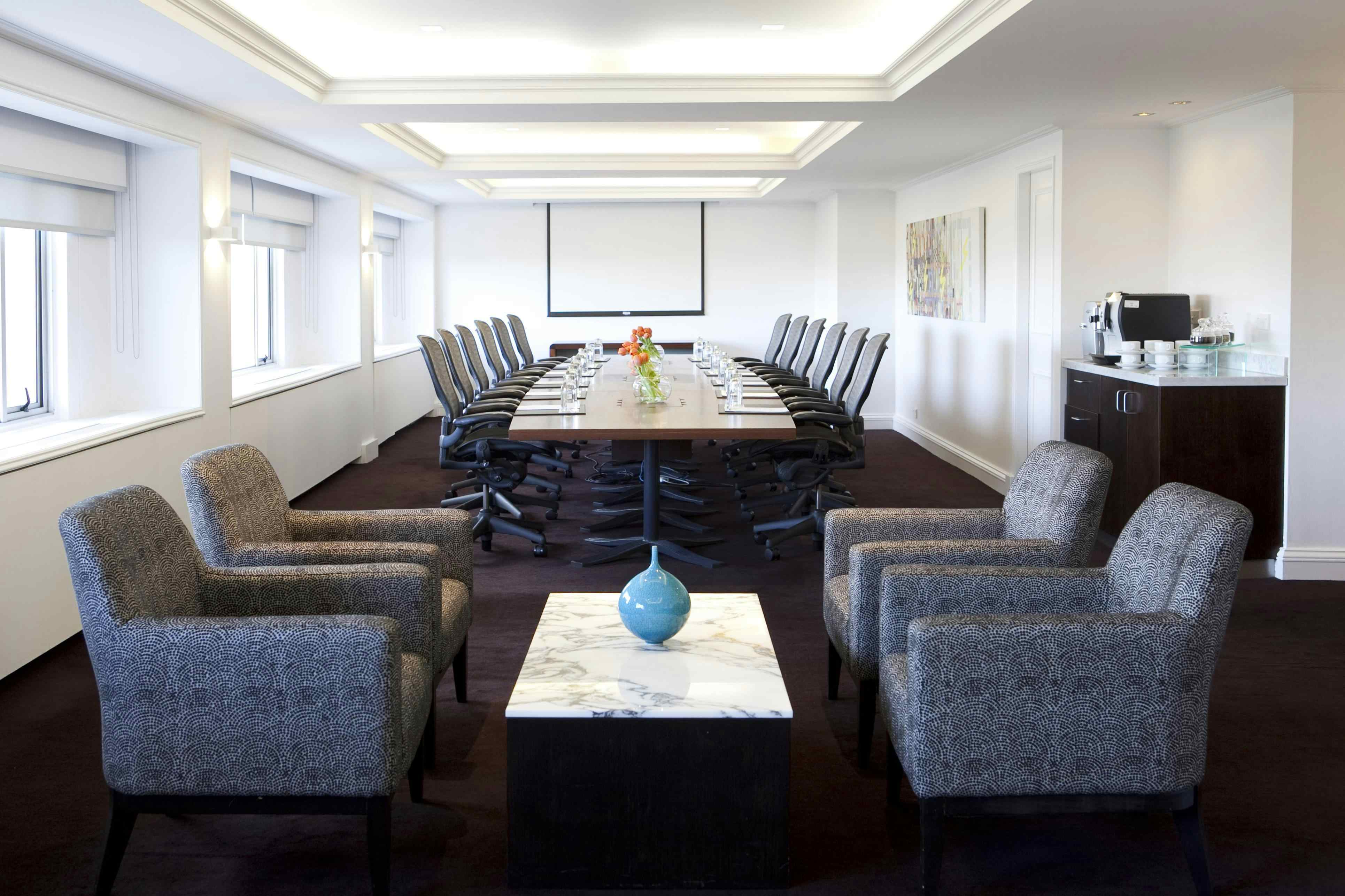 Pullman Boardroom  2