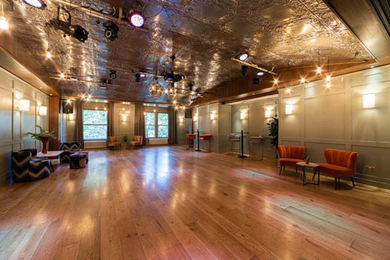 Roof Terrace (with retractable glass roof) & Green Room  3