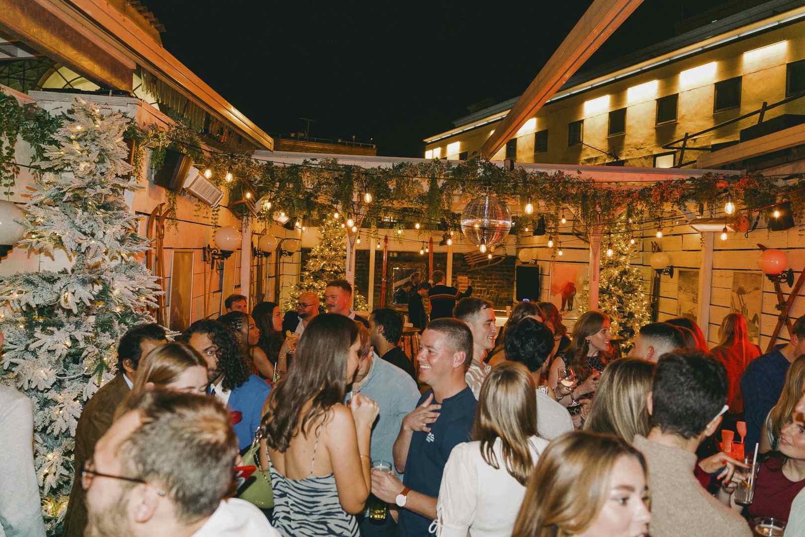 Weatherproof Rooftop Bar | Perfect Summer Party 1