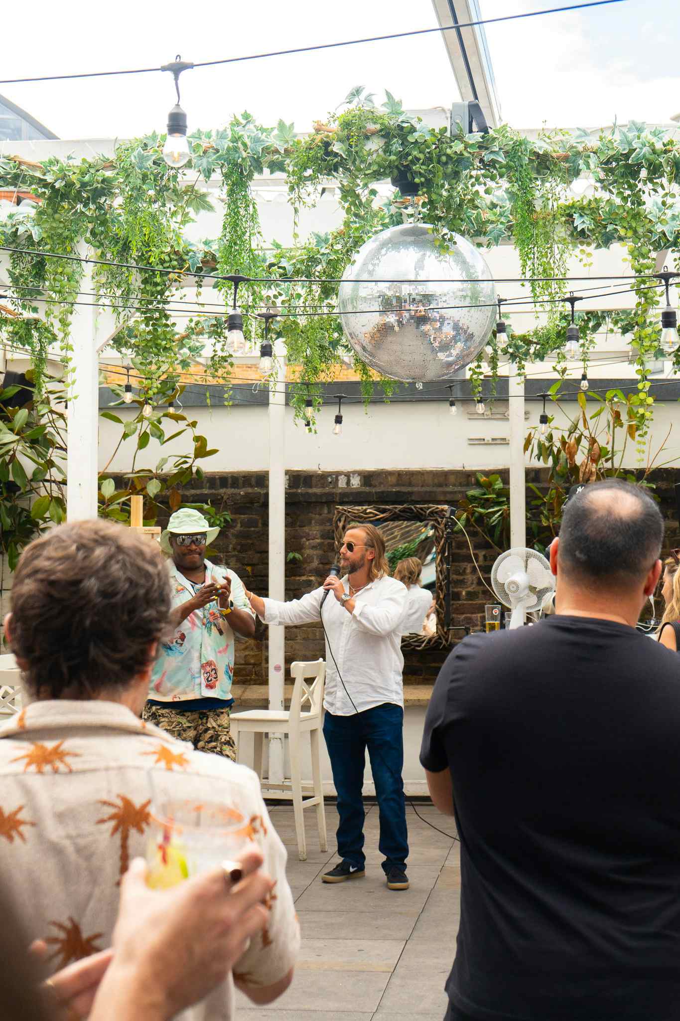 Weatherproof Rooftop Bar | Perfect Summer Party 35