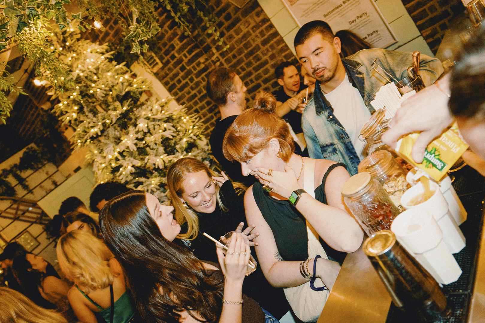 Weatherproof Rooftop Bar | Perfect Summer Party 10