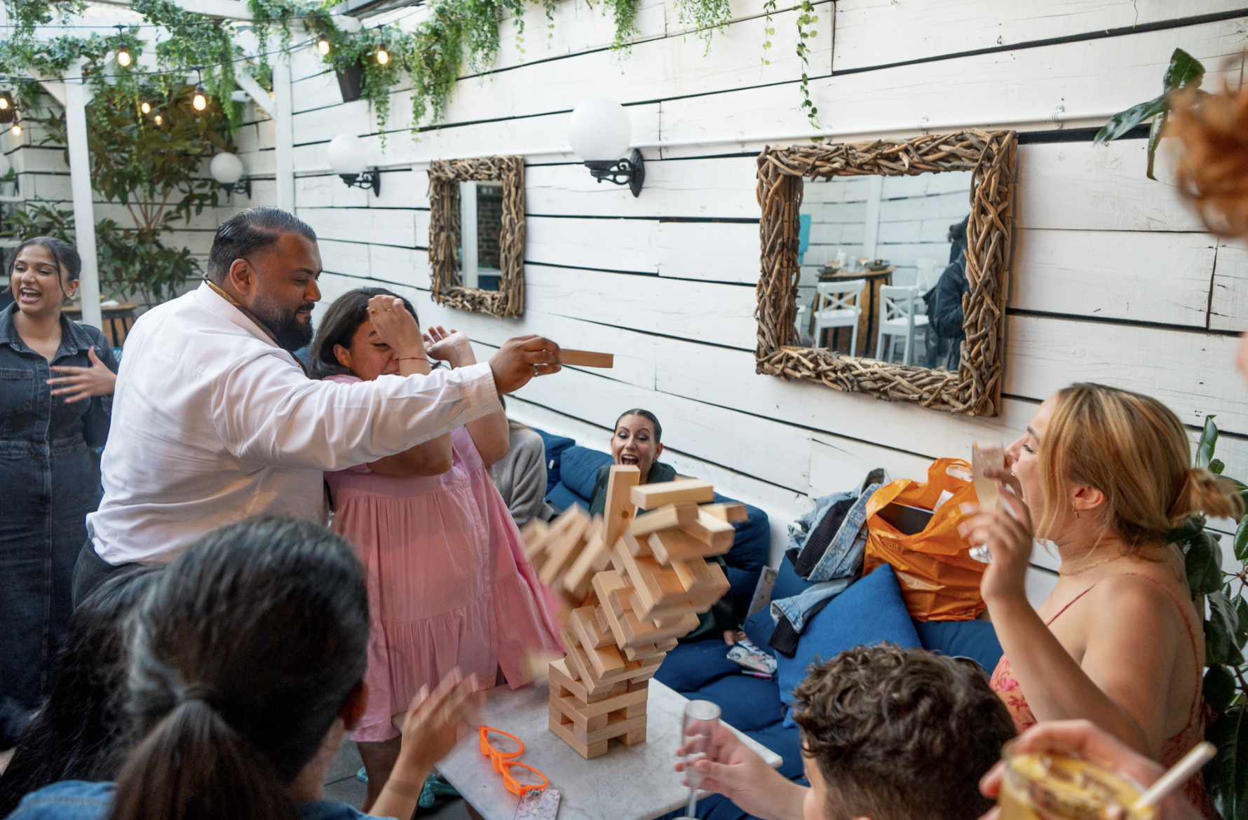 Weatherproof Rooftop Bar | Perfect Summer Party 27