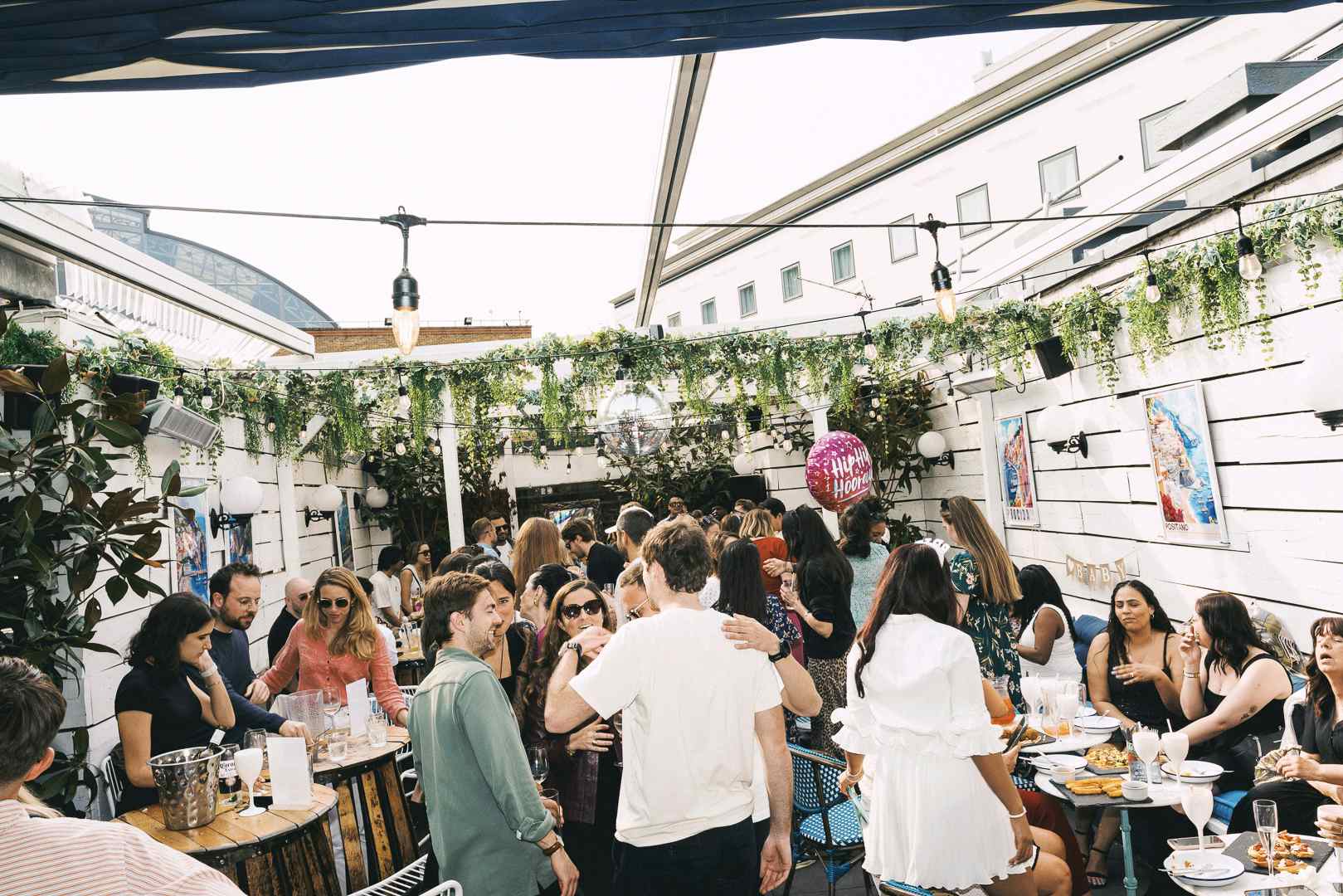 Weatherproof Rooftop Bar | Perfect Summer Party 15