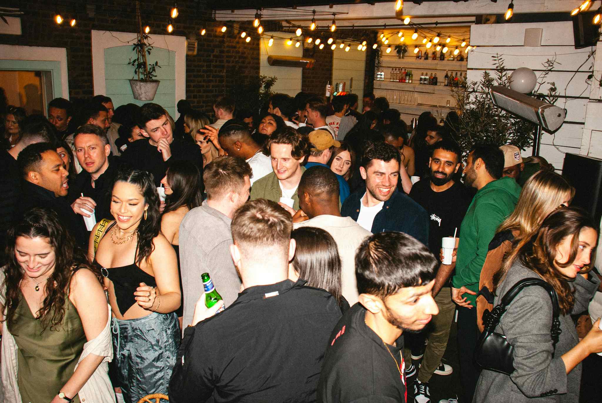 Weatherproof Rooftop Bar | Perfect Summer Party 46