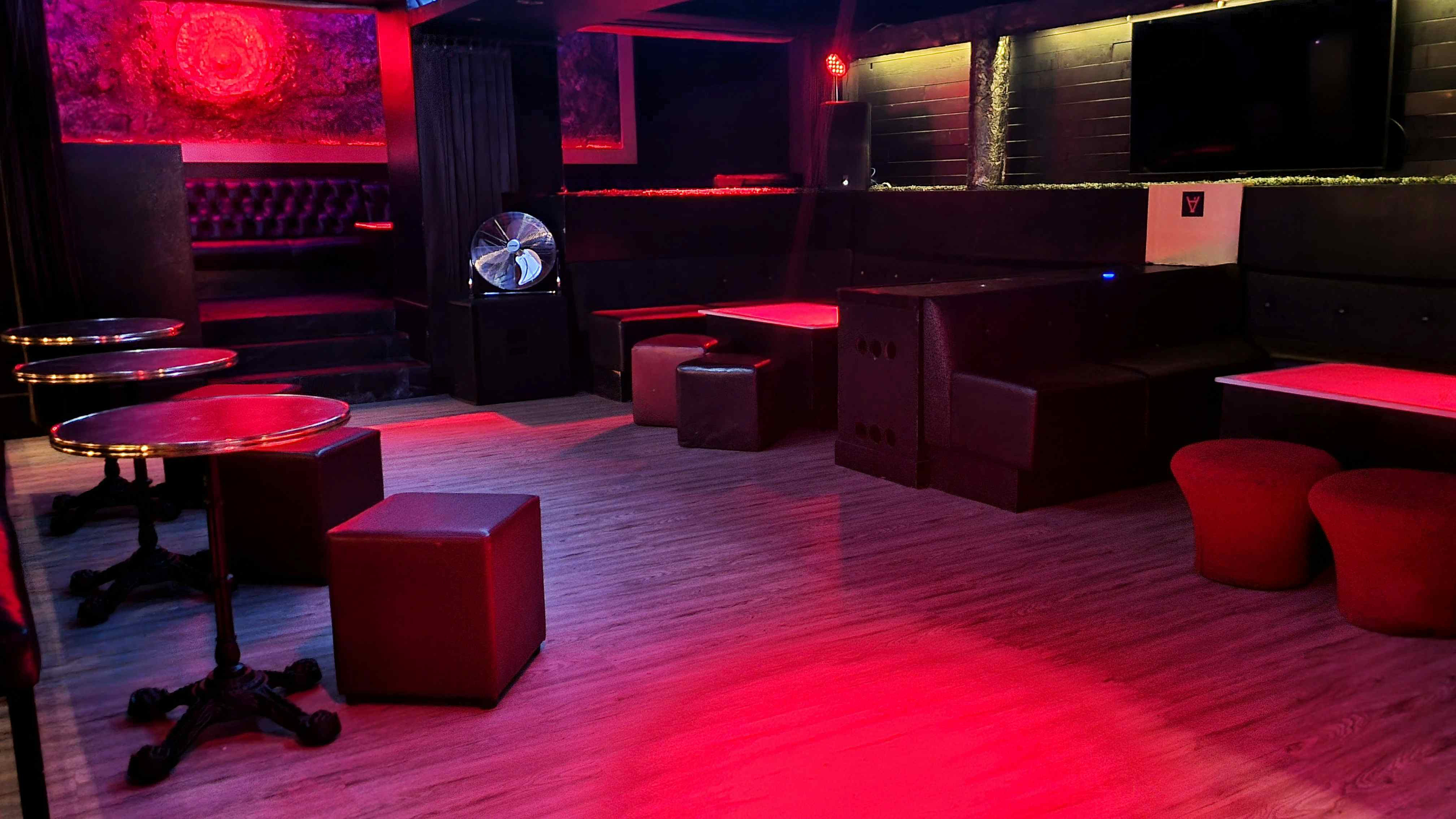 Club & Lounge Private Hire 4