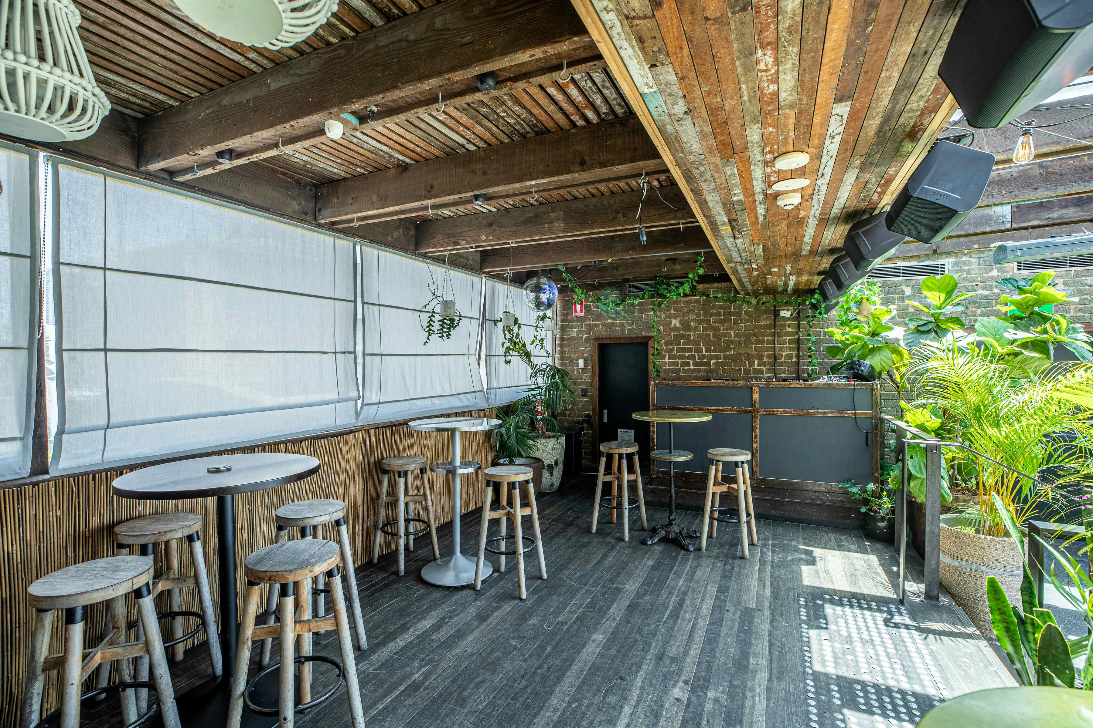 Rooftop Garden Bar 2