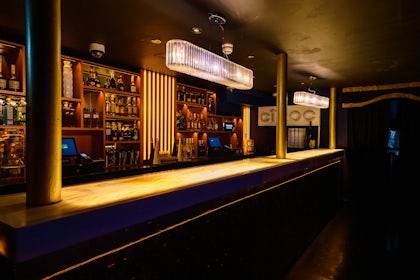 The London Reign 215 Piccadilly St James 9