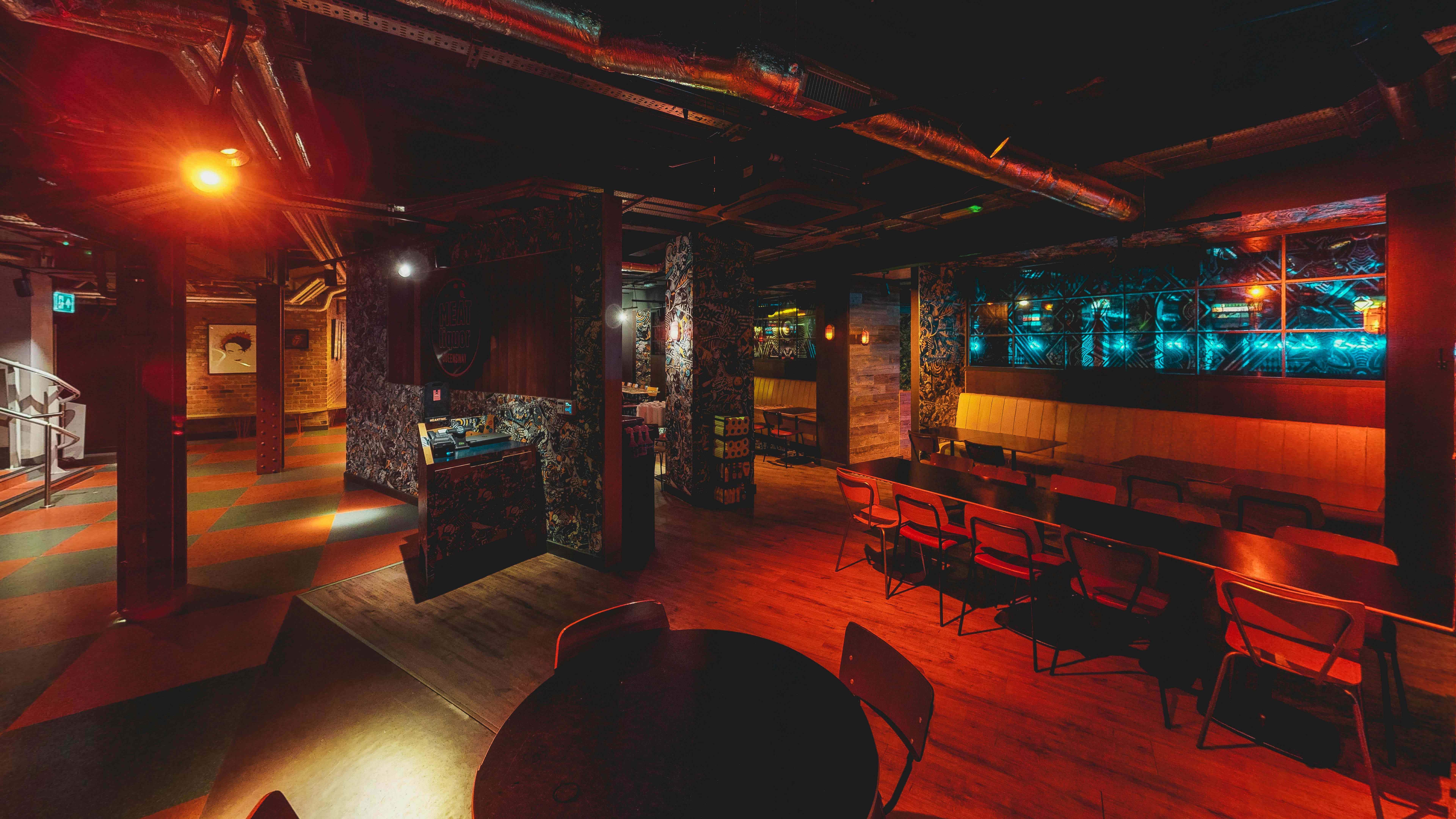 MAIN LANES - East and West Wings 6