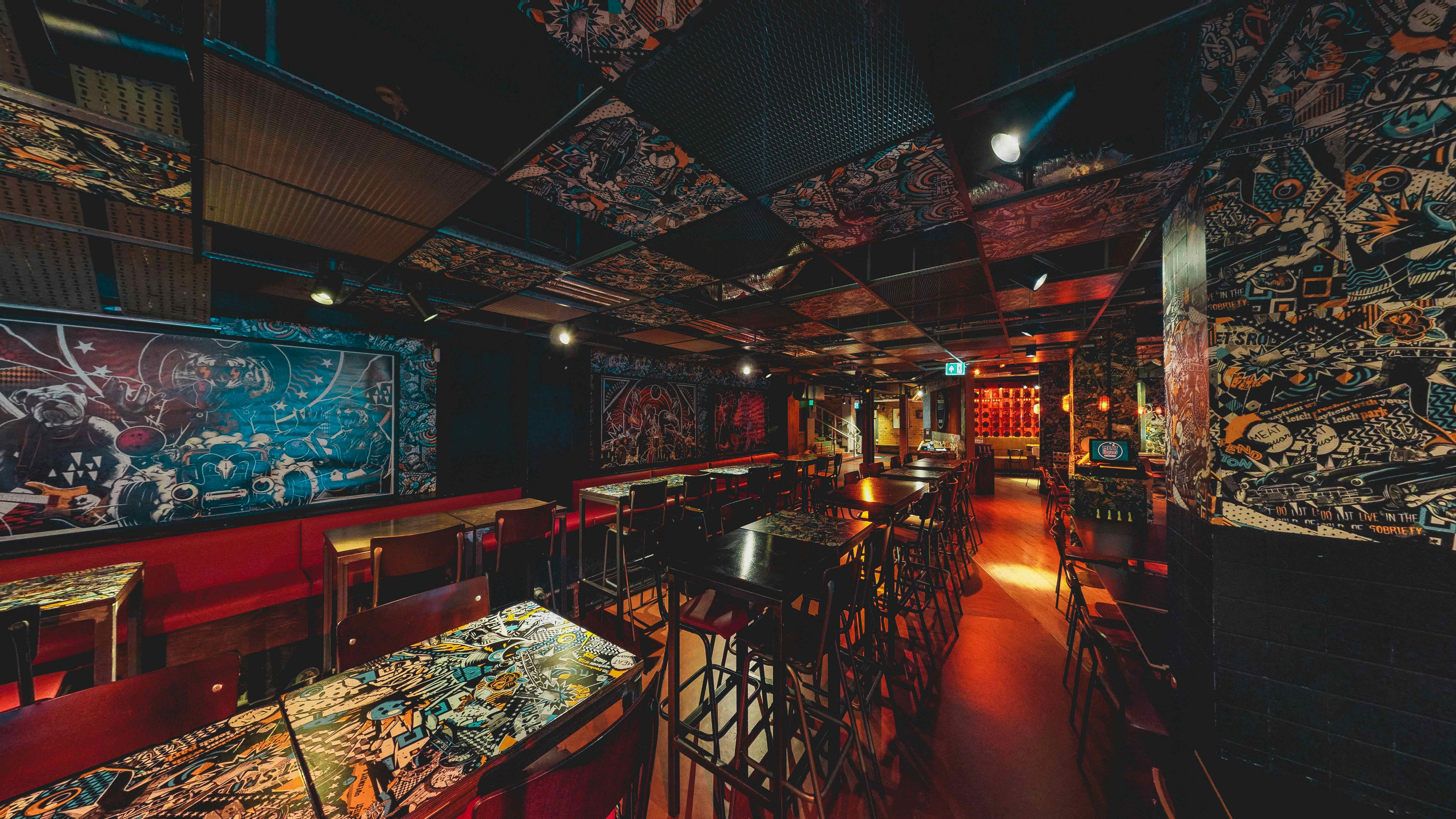 MAIN LANES - East and West Wings 5