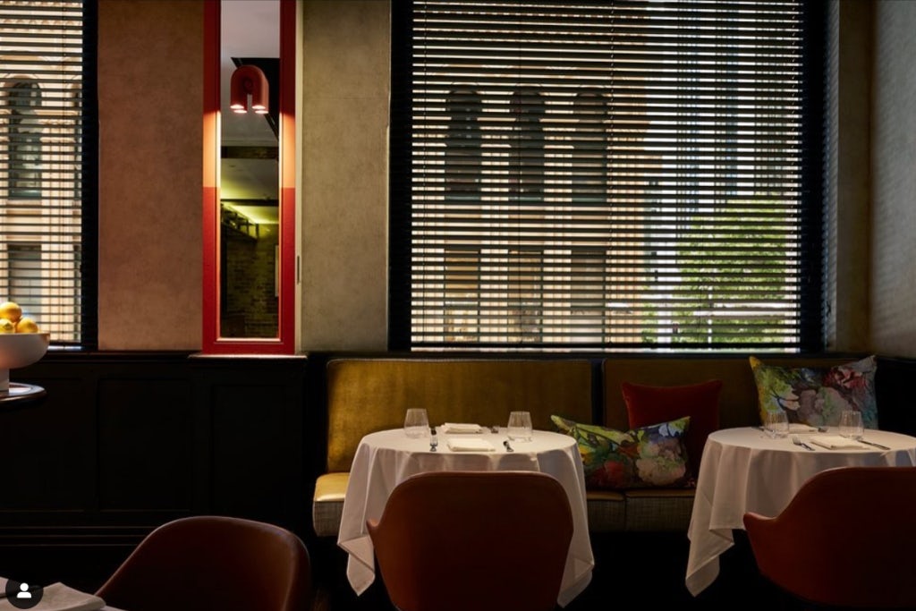 Gowings Bar & Grill 1