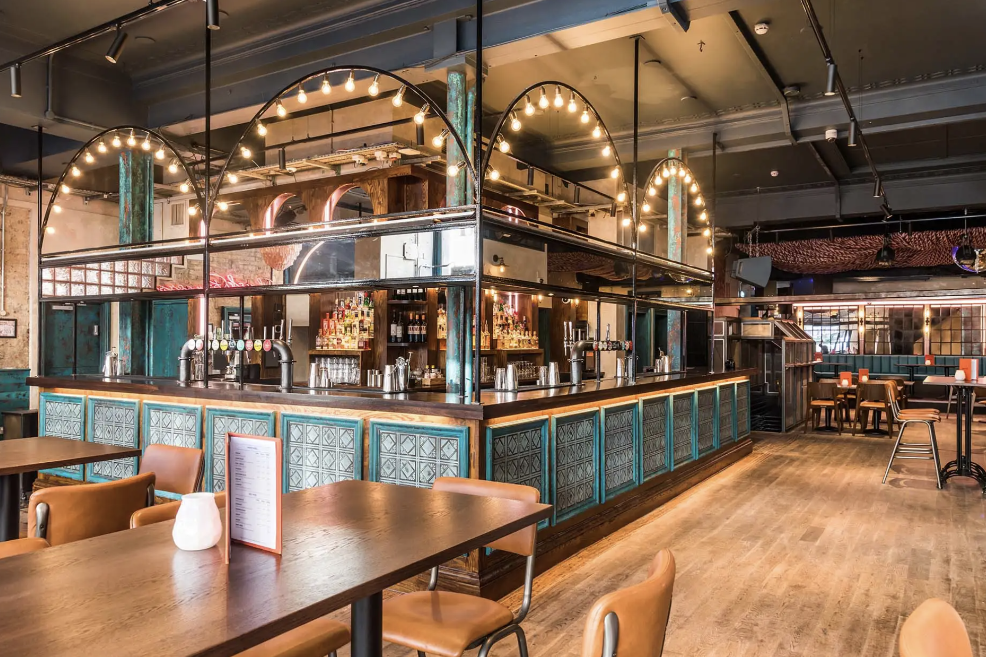 A Table @ The Big Chill 1