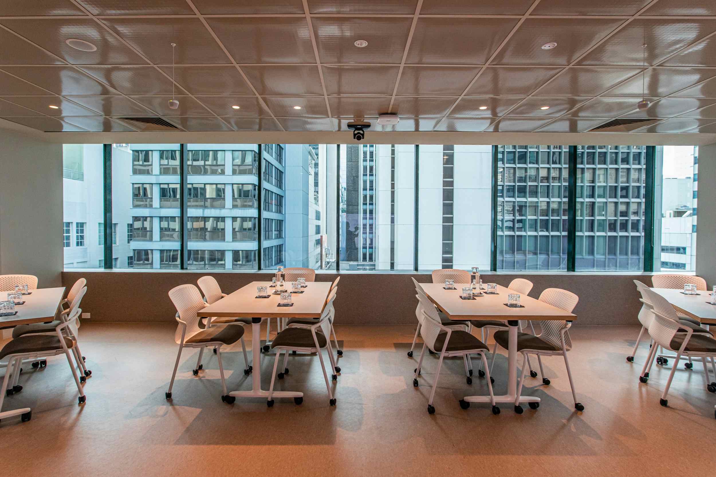 Creative Suite 512 4