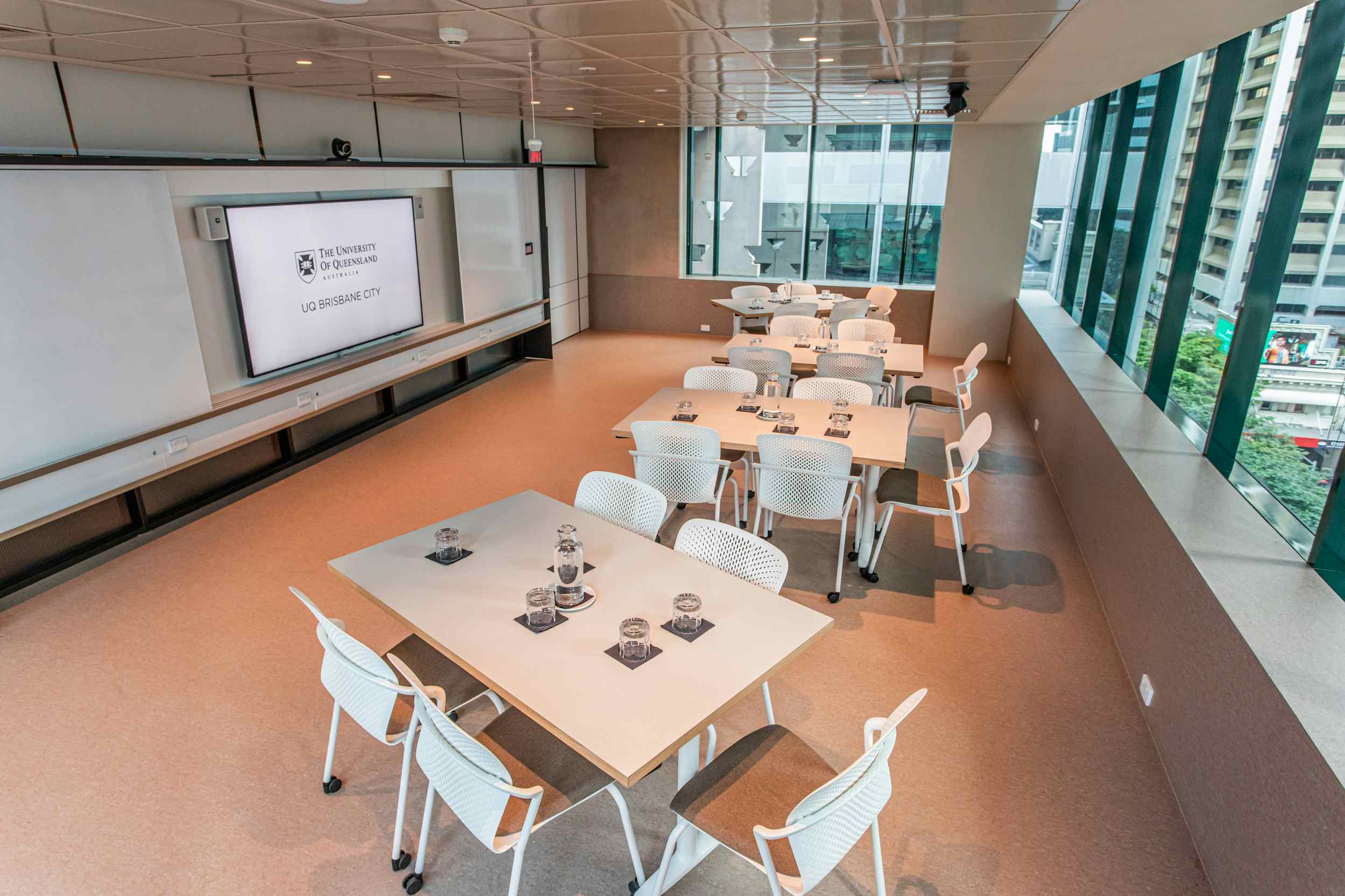 Creative Suite 512 6