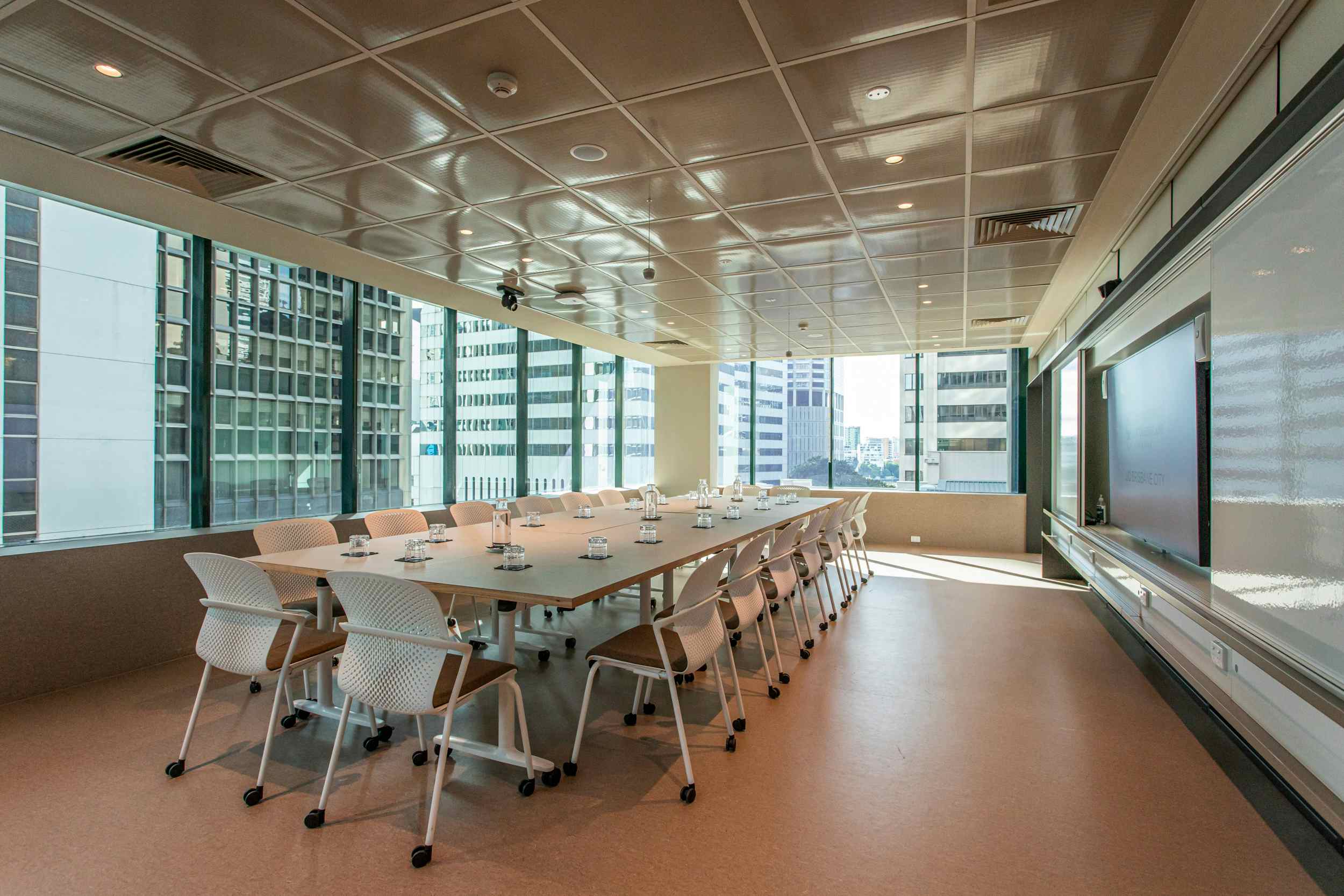 Creative Suite 512 11