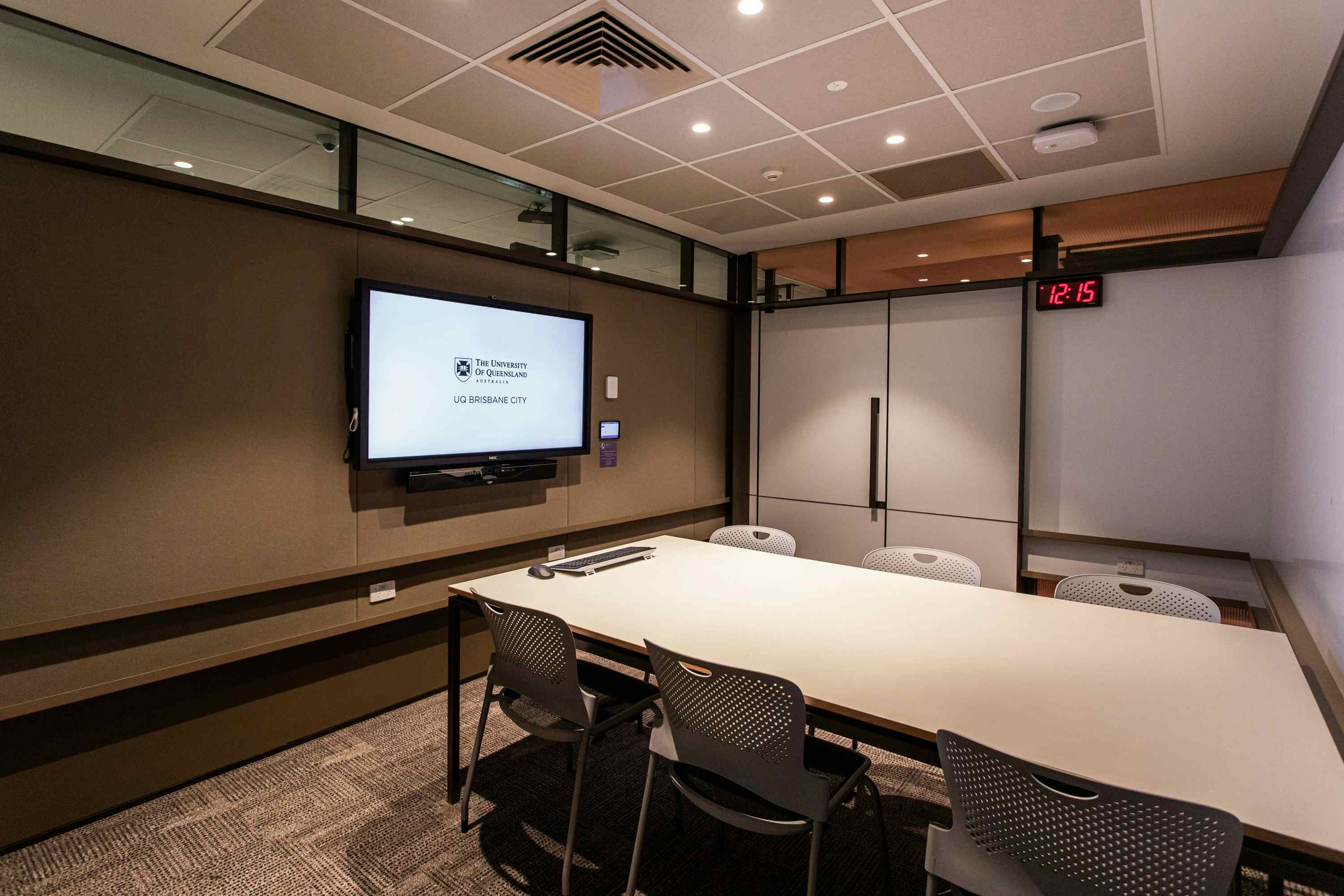  Creative Suite 0M09, 0M11, 0M12 2