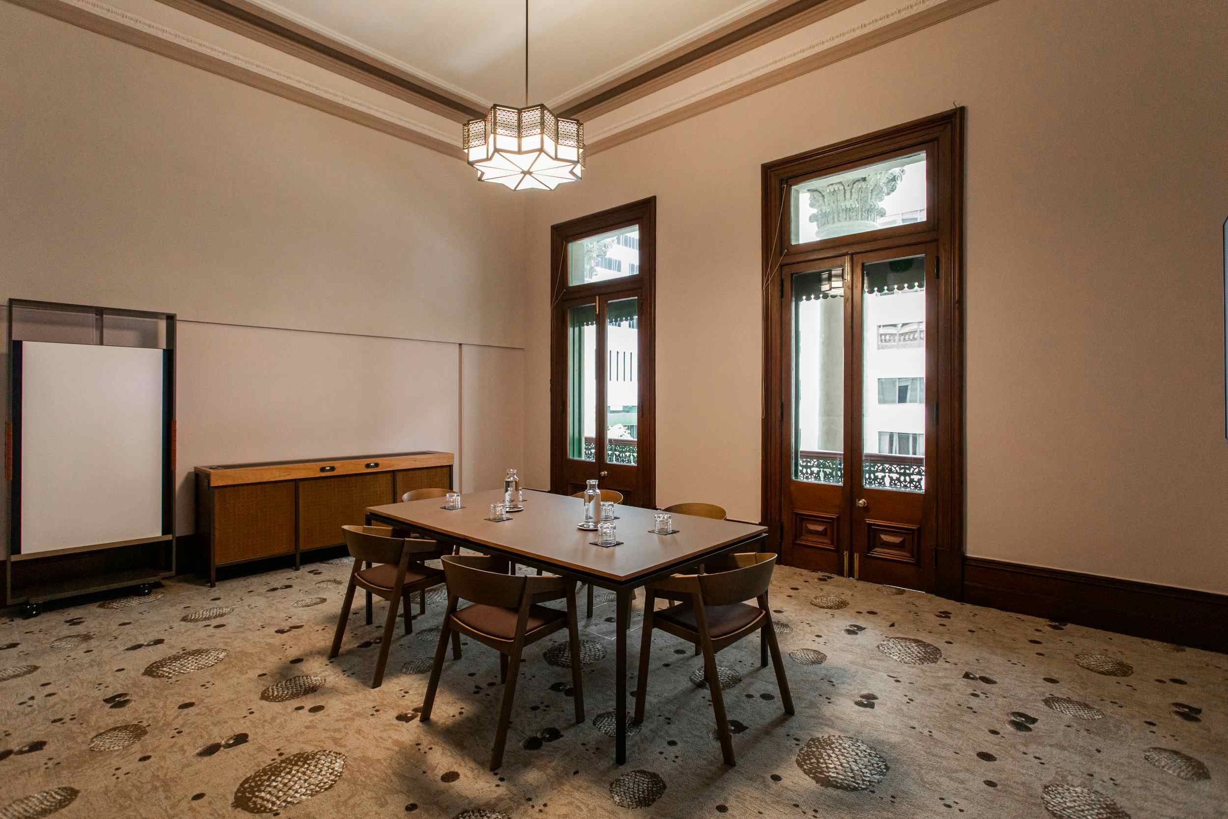 Heritage Creative Suite 204 3