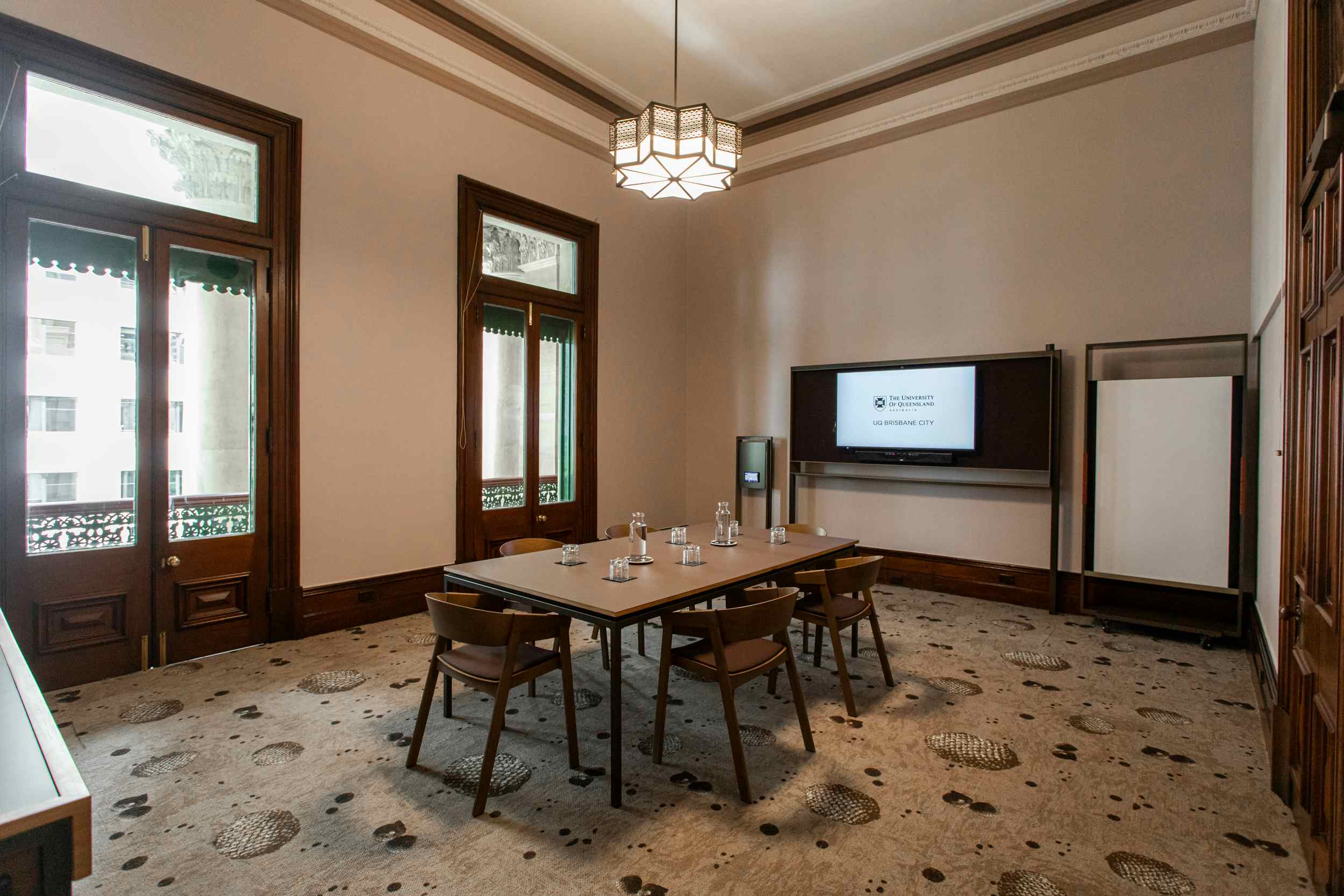 Heritage Creative Suite 204 6