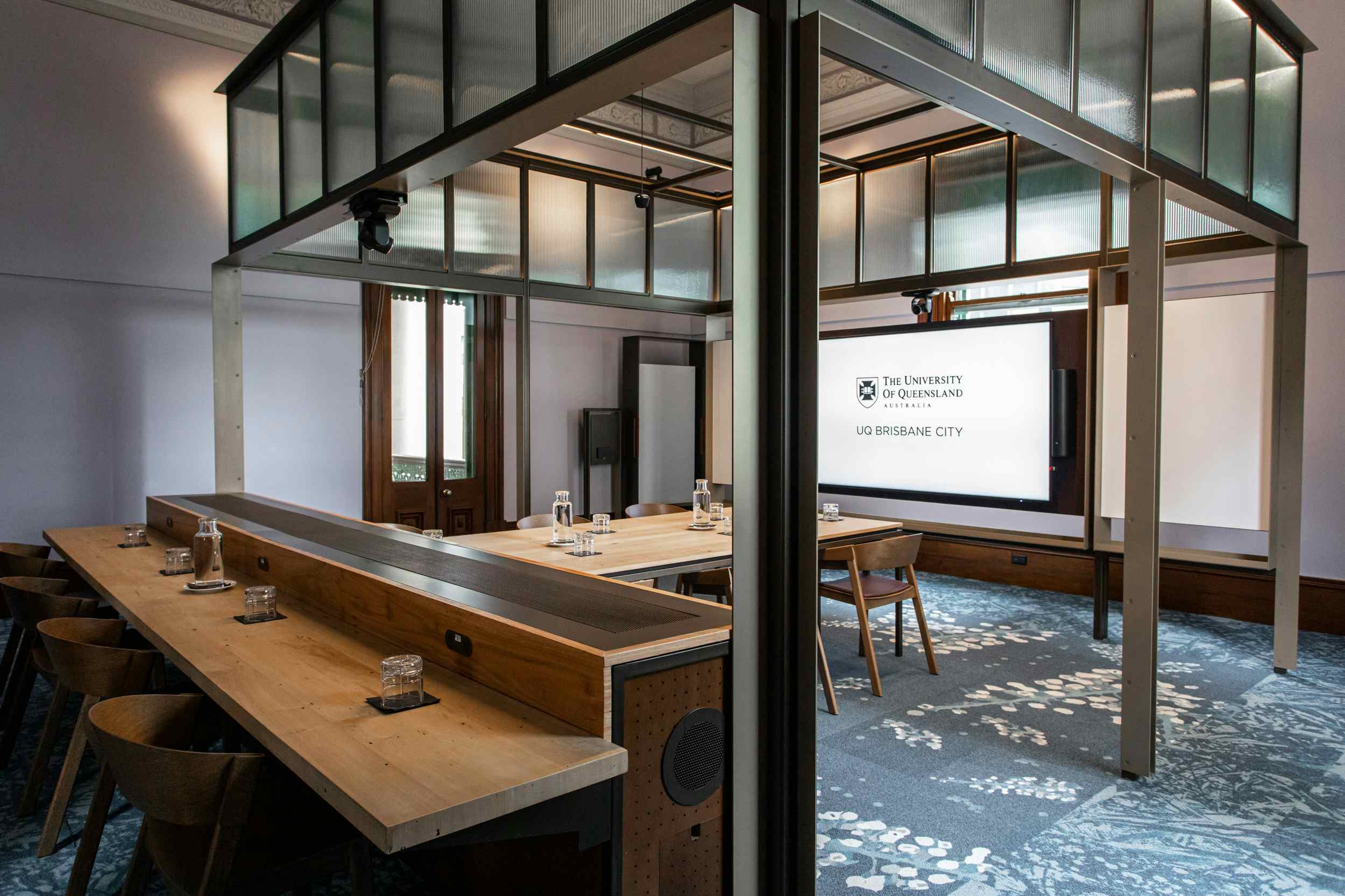 Showcase Suite 218 1