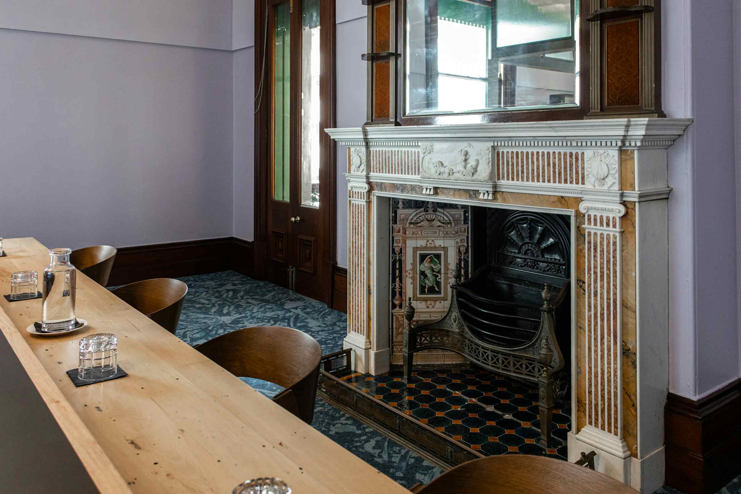 Showcase Suite 218 5