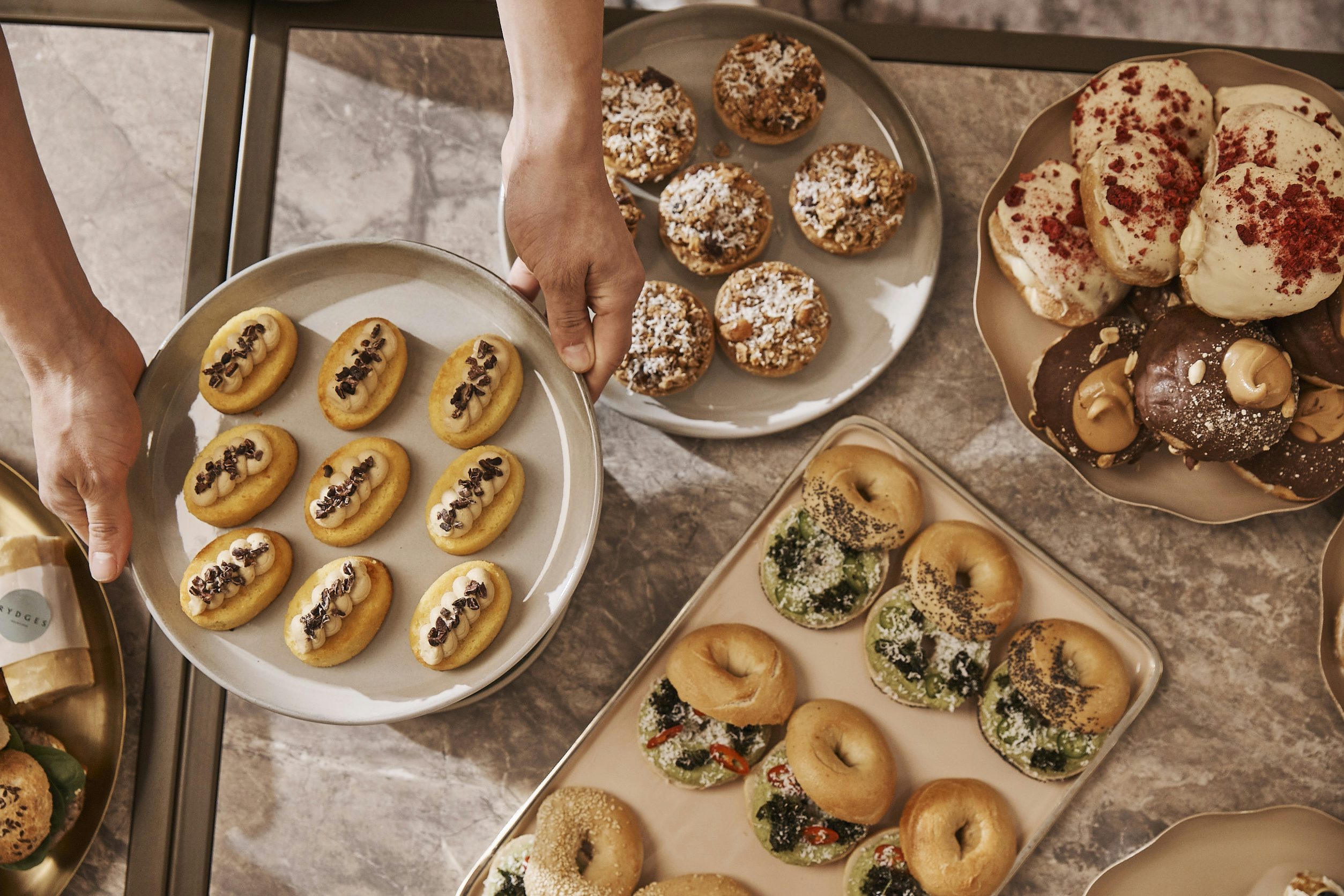 Meeting Place 2 + 3 + 4 7