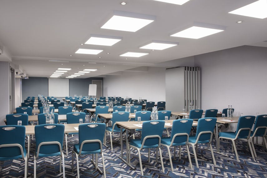 Suite 2122/2123 0