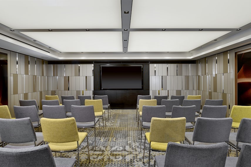 Plaza Suite 5 3D tour