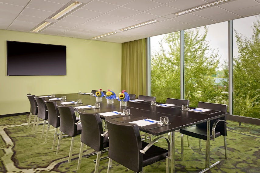 Field Meeting Room 3 3D tour